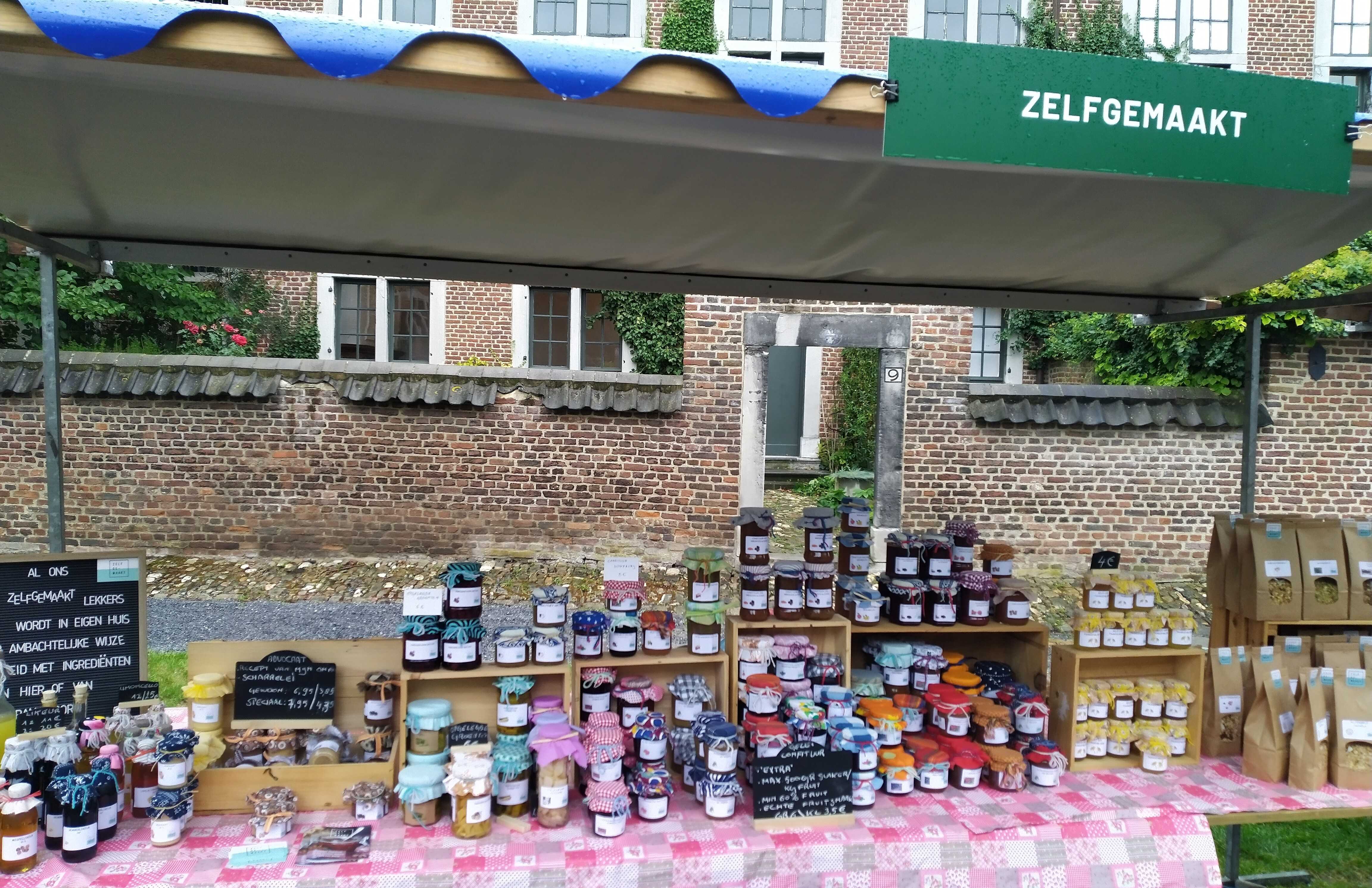 Zelfgemaakt kraam producten